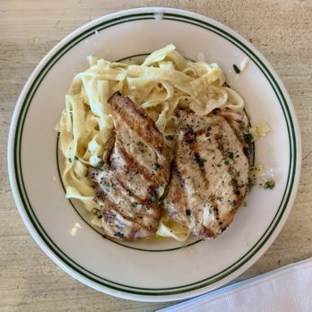 Mandola's Italian - Fettucine Alfredo w/ Grilled Chicken - Italian Near Me - Bee Cave, Texas Mandola's Italian - Fettucine Alfredo w/ Grilled Chicken - Italian Near Me - Bee Cave, Texas