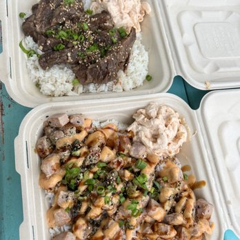 Da Bald Guy - Pan-fried Poke and Braised Kalbi - Food Trucks Near Me - Kahuku, Hawaii Da Bald Guy - Pan-fried Poke and Braised Kalbi - Food Trucks Near Me - Kahuku, Hawaii