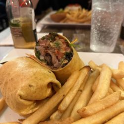 Ringers Roost - Steak avocado wrap