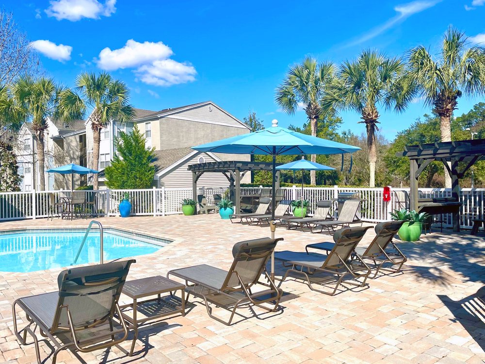 THE ENCLAVE AT HUNTINGTON WOODS 30 Photos & 17 Reviews 3380 Fred