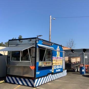 Tacos Diana - a taco truck parked in a parking lot - Mexican Near Me - Hubbard, Oregon Tacos Diana - a taco truck parked in a parking lot - Mexican Near Me - Hubbard, Oregon