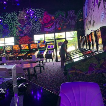 Arcade Monsters - Tons of pinball machines! - Arcades Near Me - Oviedo, Florida
