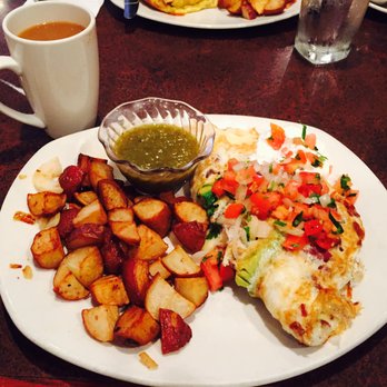 Katie's Kitchen - Avocado Egg White Omelette with Pico de Gallo and Salsa Verde (homemade) - Breakfast & Brunch Near Me - Des Plaines, Illinois