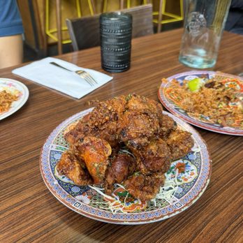 Eem - Eem Sweet and Sour Fried Chicken - Cocktail Bars Near Me - Portland, Oregon