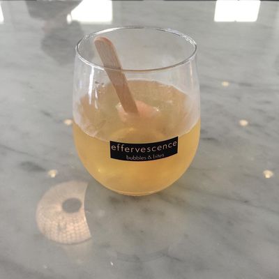 Effervescence by null