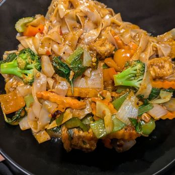 SriThai Thai Kitchen & Sushi Bar - Duluth - Pad Si Ew - Japanese Near Me - Duluth, Georgia SriThai Thai Kitchen & Sushi Bar - Duluth - Pad Si Ew - Japanese Near Me - Duluth, Georgia