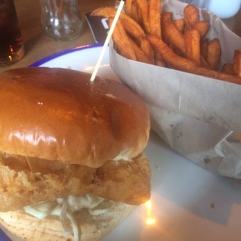 Brú House Newbridge - Fish burger - Irish Near Me - Newbridge, KE