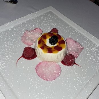 Il Cielo - Panna Cotta - Italian Near Me - Beverly Hills, California