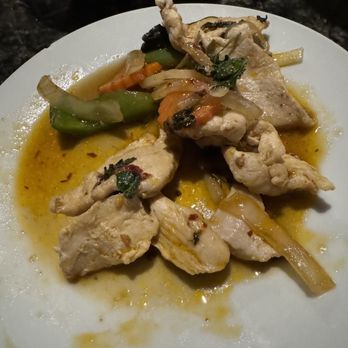 Bangkok Kitchen - Basil chicken - Thai Near Me - Omaha, Nebraska Bangkok Kitchen - Basil chicken - Thai Near Me - Omaha, Nebraska
