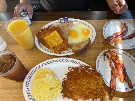 Waffle House by null