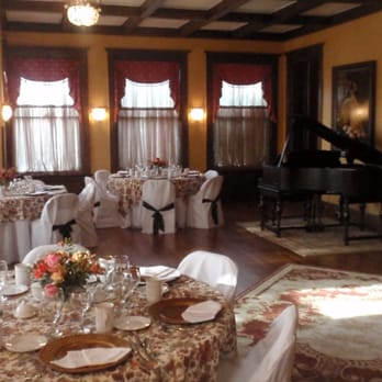 Gennett Mansion - Another family reunion dinner. - Venues & Event Spaces Near Me - Richmond, Indiana