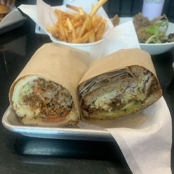 Earthly Plant Based Eatery - Po boy and pull chillin - Vegan Near Me - Las Vegas, Nevada Earthly Plant Based Eatery - Po boy and pull chillin - Vegan Near Me - Las Vegas, Nevada