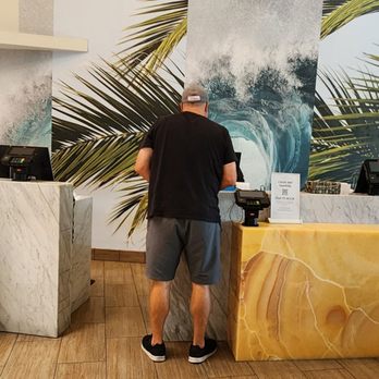 Hilton Cocoa Beach Oceanfront - Front desk - Hotels Near Me - Cocoa Beach, Florida Hilton Cocoa Beach Oceanfront - Front desk - Hotels Near Me - Cocoa Beach, Florida