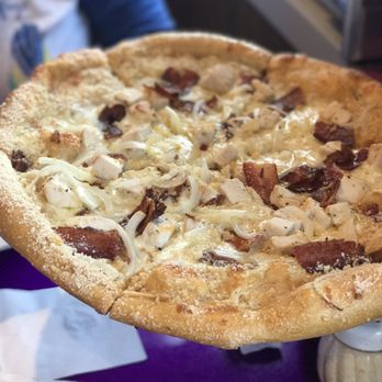 Mellow Mushroom Roanoke - Pizza Near Me - Roanoke, Virginia