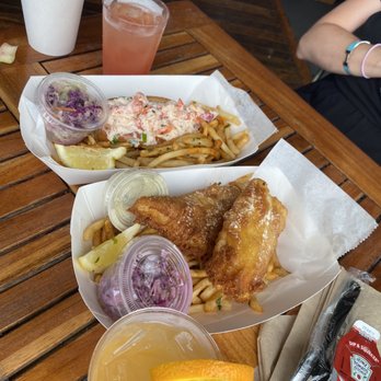 Frying Pan NYC - Lobster Roll, Fish and Chips - Bars Near Me - New York, New York Frying Pan NYC - Lobster Roll, Fish and Chips - Bars Near Me - New York, New York
