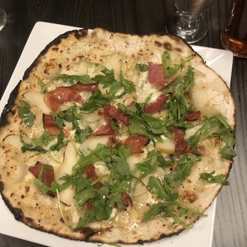 Grain Food Lounge - Pear prosciutto pizza - Canadian (New) Near Me - Kitchener, Ontario