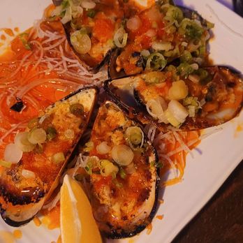 Red Salmon - Loaded Baled Mussels - Japanese Near Me - Lancaster, California