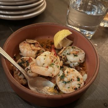 Lil Ba-Ba-Reeba! - Shrimp with Garlic, Olive Oil & Red Pepper Flakes - Seafood Near Me - Chicago, Illinois