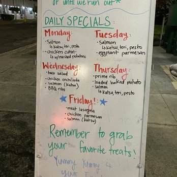 Max & Lucy's - specials - New American Near Me - Honolulu, Hawaii