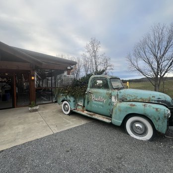 Buckley Vineyards - Entrance - Wineries Near Me - Ellijay, Georgia