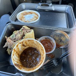 Really Really good Barbecue & chile & fry's!!!!!!