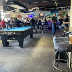 Round 2 Sports Tavern - Inside the bar