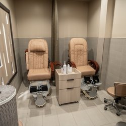 Mitchell's Salon & Day Spa