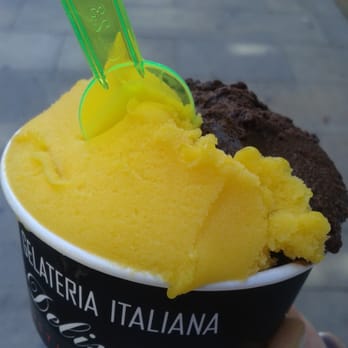 Deliziosa - Chocolate y mango - Cafeteria Near Me - Barcelona, B