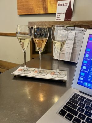 Vino Volo by null