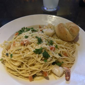 BJ's Restaurant & Brewhouse - Shrimp scampi - Breweries Near Me - Las Vegas, Nevada BJ's Restaurant & Brewhouse - Shrimp scampi - Breweries Near Me - Las Vegas, Nevada