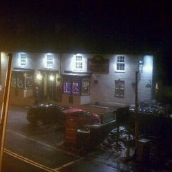 Boathouse Inn