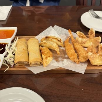 BUA Thai - Appetizer Sampler - Thai Near Me - Lake Stevens, Washington