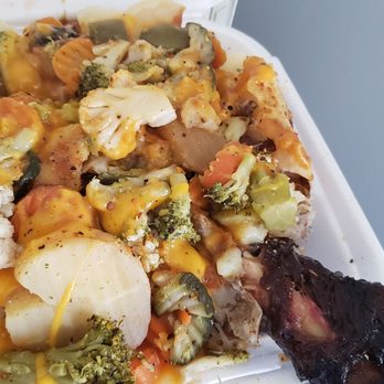 Smurfey's Bbq Truck - Close up of stuffed turkey leg - Food Trucks Near Me - Memphis, Tennessee