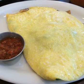 Eggs 'n Things - Veggie omelet - Breakfast & Brunch Near Me - Honolulu, Hawaii