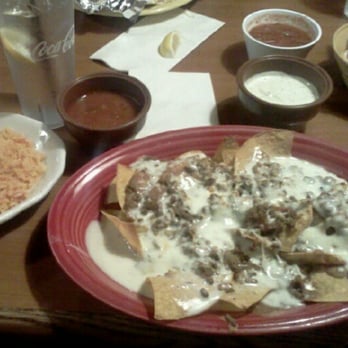 El Azteca Mexican Restaurant - The nachos with beef and beans are another favorite of mine! So cheezy! - Mexican Near Me - Norfolk, Virginia El Azteca Mexican Restaurant - The nachos with beef and beans are another favorite of mine! So cheezy! - Mexican Near Me - Norfolk, Virginia