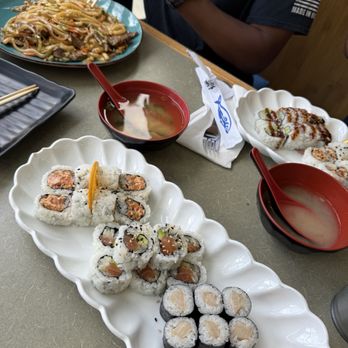 Ocean Samurai - Udon Noodle, Sushi Special (Lunch) - Japanese Near Me - Blacksburg, Virginia