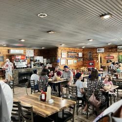 Dottie's Kitchen - Inside