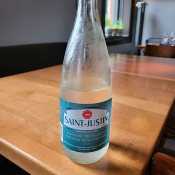 Pubjelly - Bottle of sparkling water we received. - Pizza Near Me - Montreal, Quebec