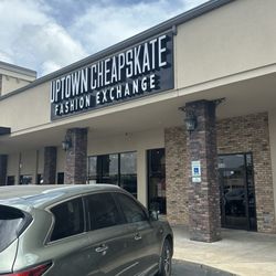 Uptown Cheapskate - Tyler - Entrance