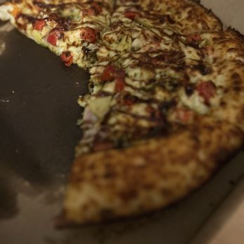 Artego Pizza - Pesto Pollo Pizza - Pizza Near Me - Kansas City, Missouri Artego Pizza - Pesto Pollo Pizza - Pizza Near Me - Kansas City, Missouri