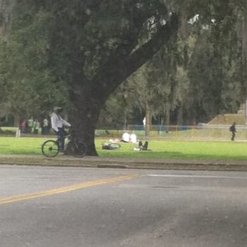 Forsyth Park - Cloudy out but still poppin' - Parks Near Me - Savannah, Georgia