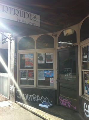 Gertrudes Brown Couch Bars 30 Gertrude St Fitzroy Fitzroy