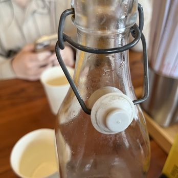 Blosom Japanese Restaurant - Dirty water bottle cap. - Ramen Near Me - Los Angeles, California Blosom Japanese Restaurant - Dirty water bottle cap. - Ramen Near Me - Los Angeles, California