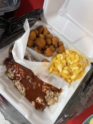 Mr. Pig's Smokehouse by null