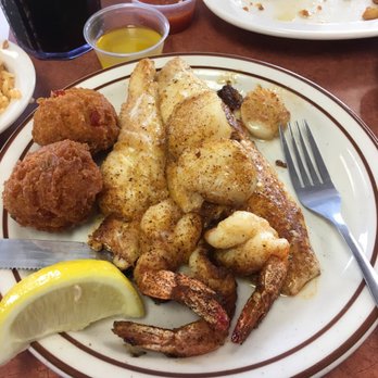 White River Fish Market - Broiled platters - Seafood Near Me - Tulsa, Oklahoma White River Fish Market - Broiled platters - Seafood Near Me - Tulsa, Oklahoma