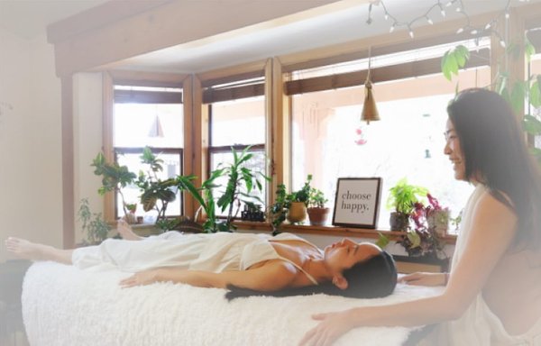 Ashley’s Magic Wonderland of energy healing - Access Bars technique is similar to Reiki. Ashley is certified in this internationally acclaimed process and can train you as well.