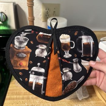 Gin'gilli's Vintage Home - Oven Mitt $9 - Antiques Near Me - Geyserville, California