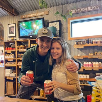 The Buzzstop Honey Centre & Cafe - Cafes Near Me - Queenstown, OTA The Buzzstop Honey Centre & Cafe - Cafes Near Me - Queenstown, OTA