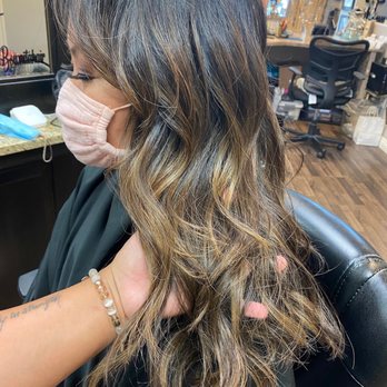 La Posh Salon & Spa - Hair Salons Near Me - Elk Grove, California
