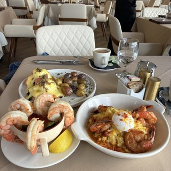The Harbor Restaurant - Seafood Near Me - Santa Barbara, California